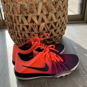 Nike Running Shoes Size 6.5 Womens